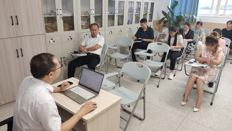 繼往開(kāi)來(lái) 砥礪前行